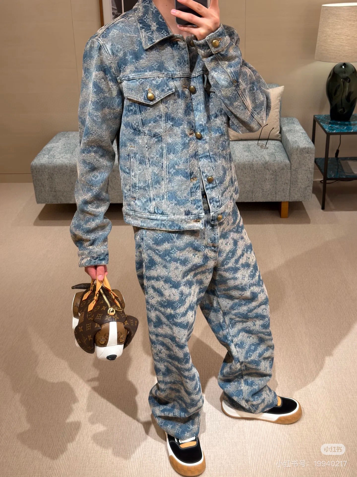 Louis Vuitton 루이비통 x NIGO 25FW 울 블렌드 집업 니트 후드 자켓 12