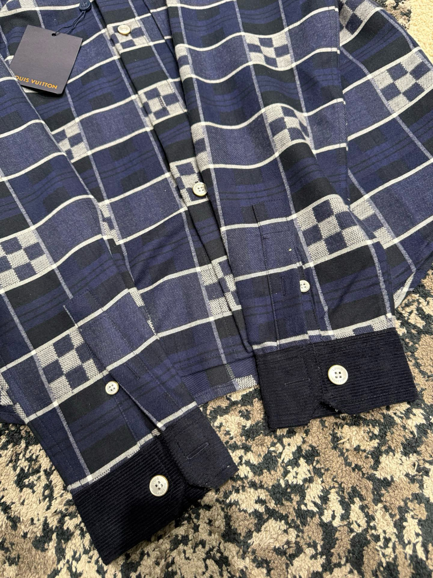 Louis Vuitton 루이비통 아가일 자카드 울 니트 스웨터 21