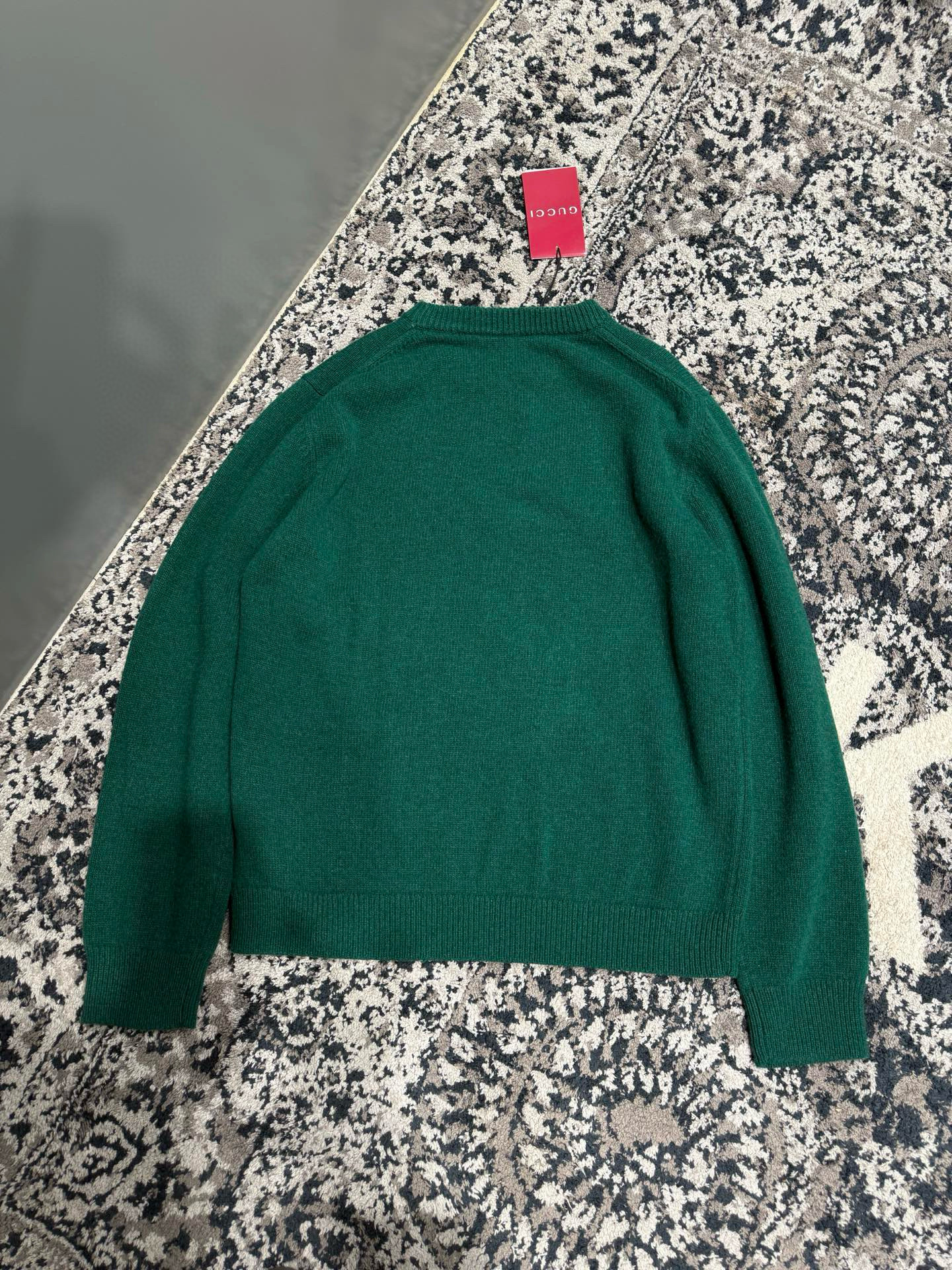 Thom Browne 톰브라운 울 블렌드 버튼 디테일 크루넥 니트 19