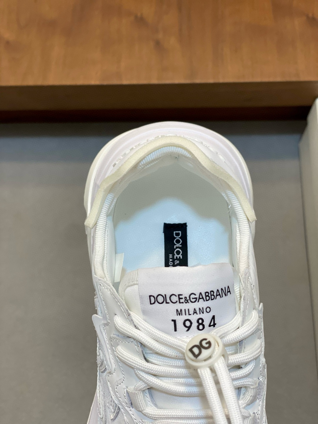 Dolce & Gabbana 돌체앤가바나 DG Cushion 남성 스니커즈 (화이트 & 블랙 믹스 디자인) 7