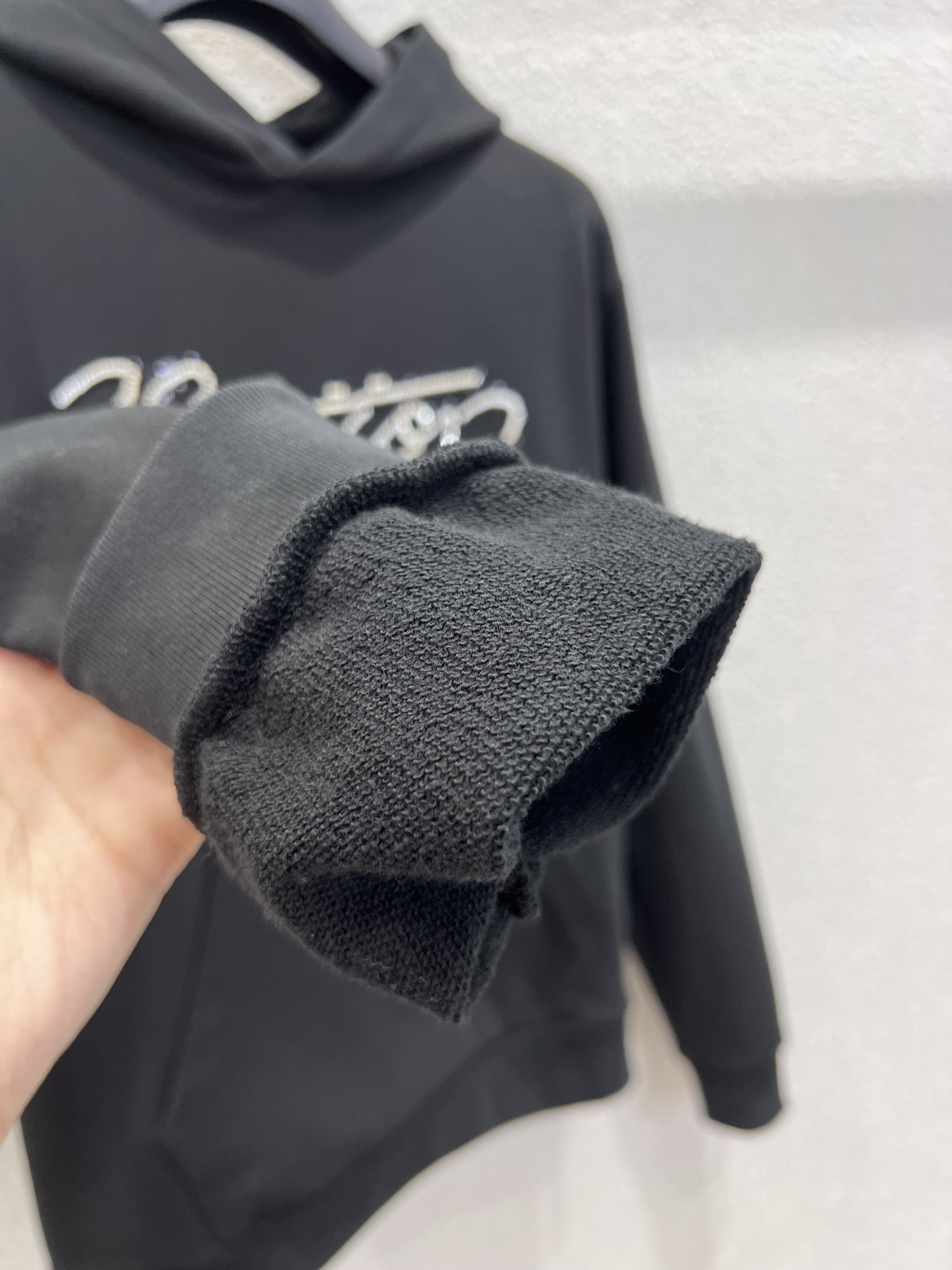 Louis Vuitton 루이비통 진주 자수 로고 후드 티셔츠 18