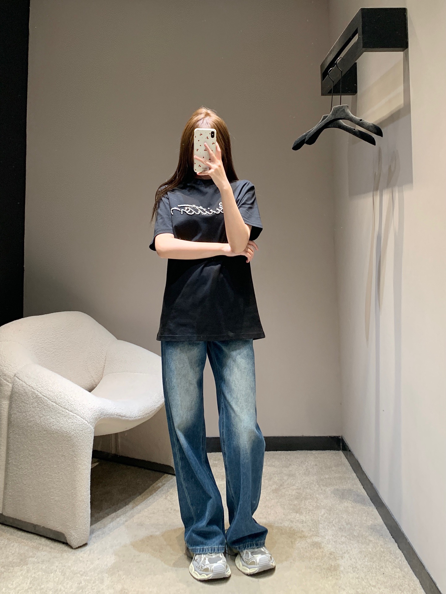 Louis Vuitton 루이비통 루이 비통 진주 장식 로고 반팔 티셔츠 4