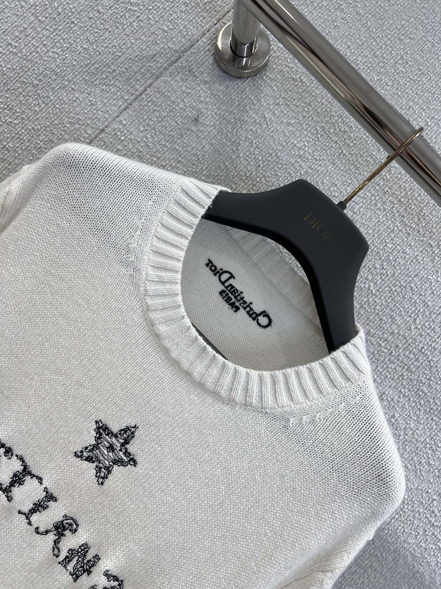 Dior 디오 행운 별 자수 로고 울 니트 7