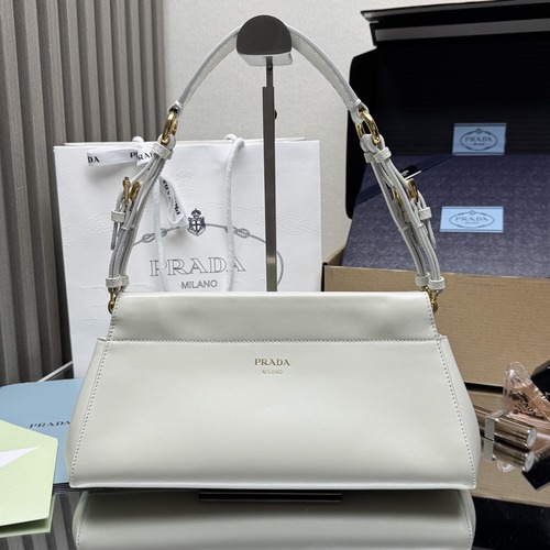PRADA Enchaîné Leather Shoulder Bag 프라다 앙셰네 레더 숄더백 아이보리 32.5cm