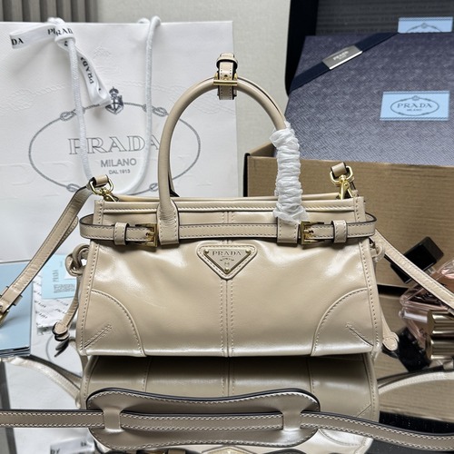 PRADA Re-Edition 1995 Mini Patent Leather 프라다 리에디션 1995 미니 페이턴트 레더 토트백 1BA486 베이지 23cm