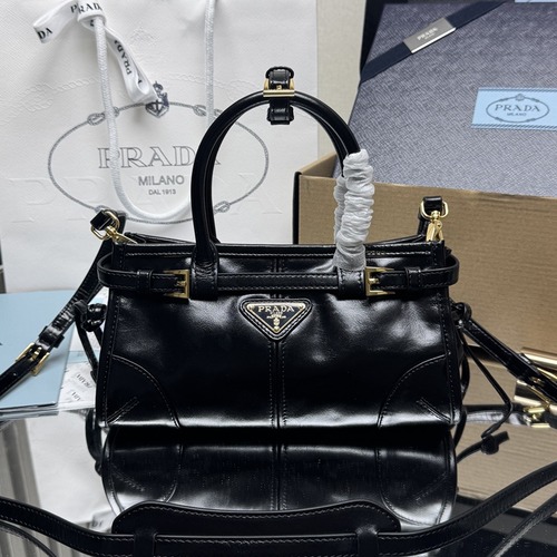 PRADA Re-Edition 1995 Mini Patent Leather 프라다 리에디션 1995 미니 페이턴트 레더 토트백 1BA486 블랙 23cm