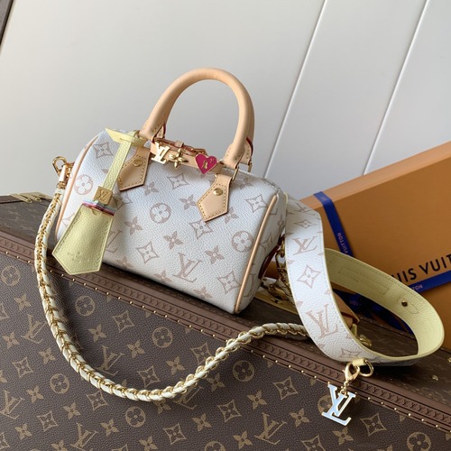Louis Vuitton Speedy Bandoulière 18 루이비통 스피디 반둘리에 18 모노그램 캔버스 M24606 / M46970 / M24474 화이트 18cm