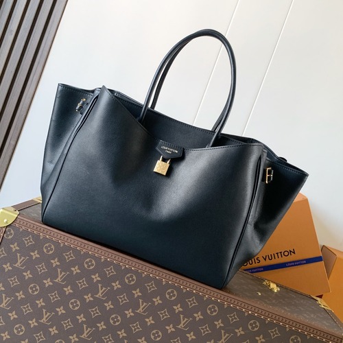 Louis Vuitton Vendôme MM Taurillon Leather 루이비통 방돔 MM 토리옹 가죽 토트백 M26501 / M26338 블랙 35.5cm