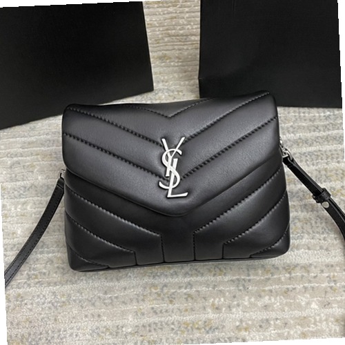 Saint Laurent Lou Lou Toy Quilted Leather Bag 생로랑 루루 토이 퀼티드 레더 숄더백 467072 20cm