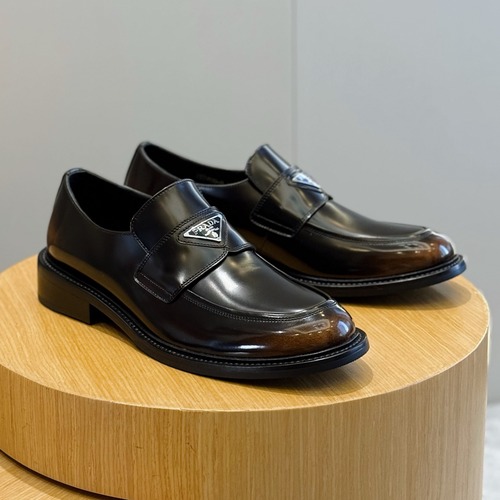 Prada Monolith Brushed Leather Loafer 프라다 모놀리스 브러시드 레더 로퍼 유광브라운