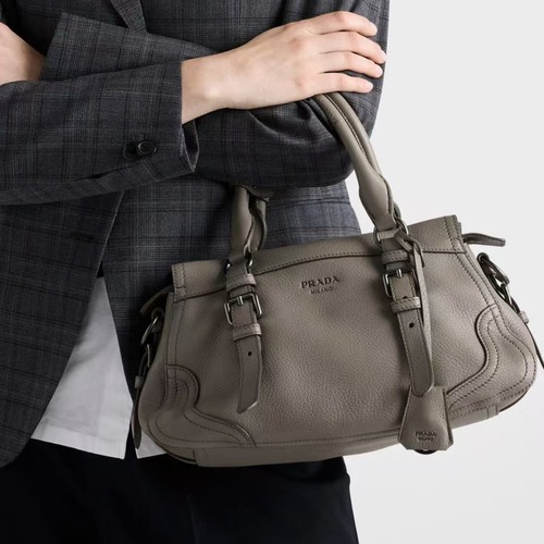 Prada Leather Top-Handle Shoulder Bag 프라다 가죽 탑핸들 내추럴 그레인카프스킨 숄더백 1BG604 스모그그레이 35cm