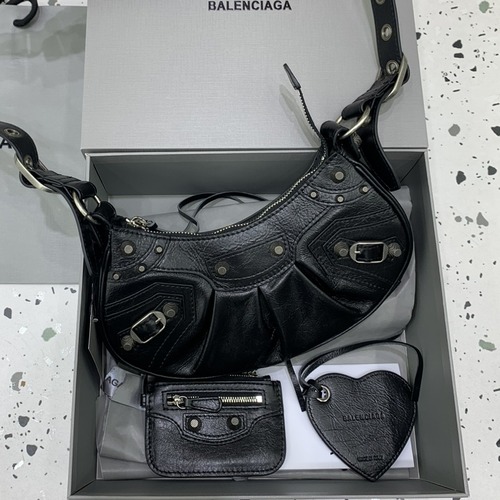 Balenciaga Le Cagole XS Leather Half-Moon Shoulder Bag 발렌시아가 르 카골 XS 레더 하프문 숄더백 블랙 26cm