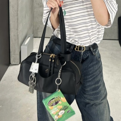 Balenciaga Carrie Bowling 발렌시아가 캐리 볼링백 스몰 블랙 금장 2b011 33cm