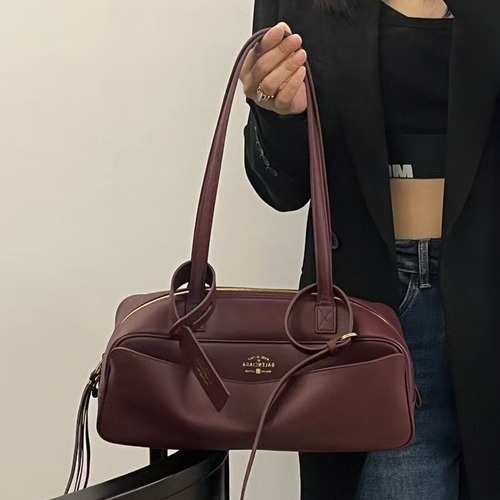 Balenciaga Carrie Bowling 발렌시아가 캐리 볼링백 스몰 버건디 금장 2b011 33cm