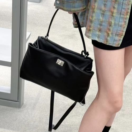 Balenciaga Rodeo Small Top Handle 발렌시아가 로데오 스몰 탑핸들백 78972 블랙 은장 29cm