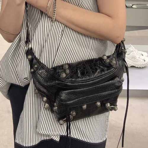 Balenciaga Le Cagole Chest Bag 발렌시아가 르 카골 크로스바디·체스트 백 742014 블랙 42cm