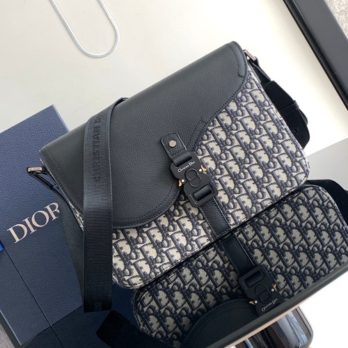 Dior CD Buckle Messenger Bag Large 디올 CD 버클 메신저백 라지 그레이 31cm