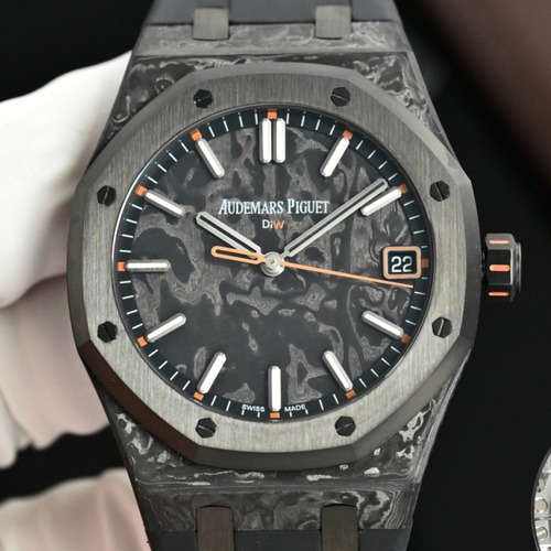 Audemars Piguet Royal Oak 15500 DiW Carbon “Voidline AP” 오데마 피게 로열 오크 15500 DiW 카본 보이드라인 AP 41mm