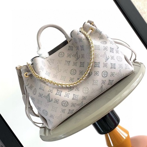 Louis Vuitton Bella Tote 루이비통 벨라 토트백 M59200 마히나 퍼포레이트 가죽 그레이지 32cm
