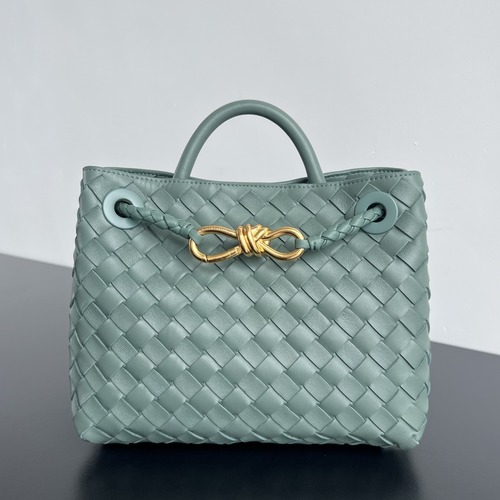 Bottega Veneta  Andiamo Intrecciato Leather 보테가 베네타 안디아모 스몰 인트레치아토 탑핸들백 스모그그린 25cm