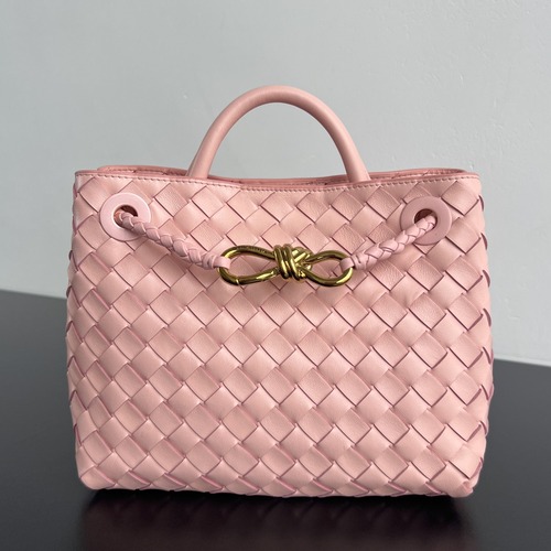 Bottega Veneta  Andiamo Intrecciato Leather 보테가 베네타 안디아모 스몰 인트레치아토 탑핸들백 핑크 25cm
