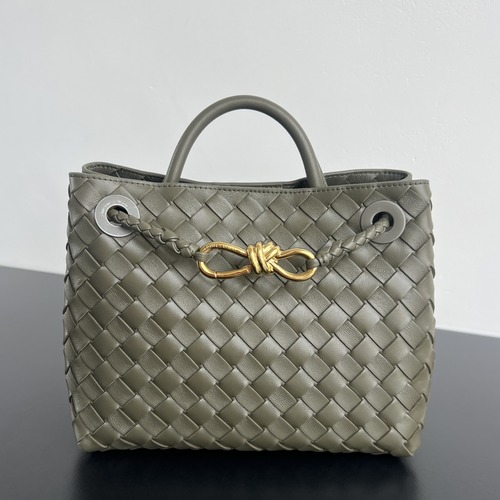Bottega Veneta  Andiamo Intrecciato Leather 보테가 베네타 안디아모 스몰 인트레치아토 탑핸들백 카키 25cm