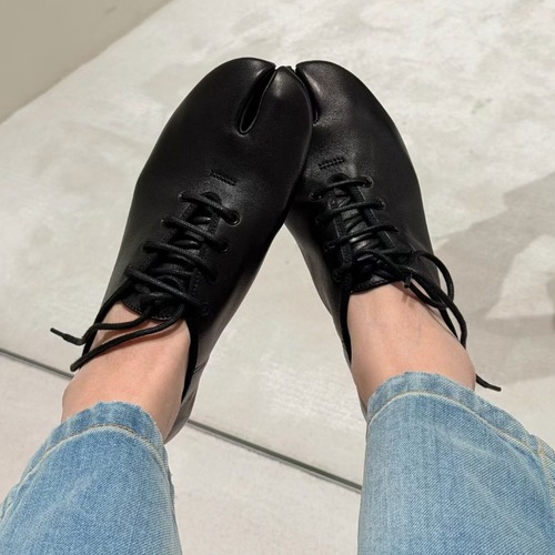 Maison Margiela MM6 메종 마르지엘라 타비 레이스업 슈즈 램스킨블랙