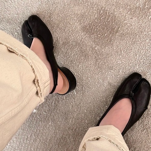 Maison Margiela MM6 메종 마르지엘라 타비 플리츠 발레리나 슈즈 (슬링백)  블랙