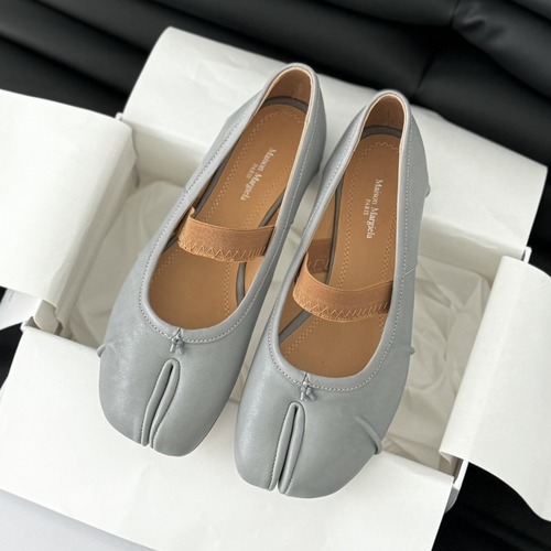 MM6 Maison Margiela 메종 마르지엘라 플리츠 타비 발레리나 페이퍼민트 힐높이 30mm