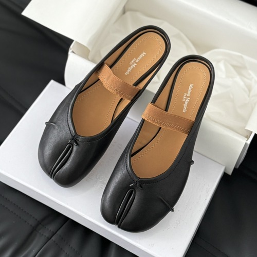 MM6 Maison Margiela 메종 마르지엘라 플리츠 타비 뮬 (반드슬리퍼) 페이퍼버블랙