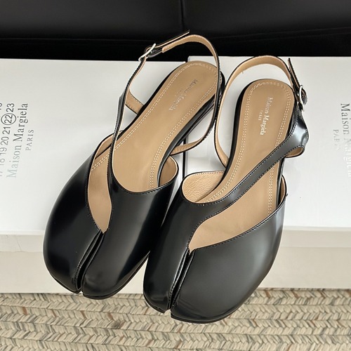 MM6 Maison Margiela 메종 마르지엘라 타비 스플릿 토 슬링백 펌프스 블랙 굽높이 38mm