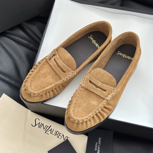 Saint Laurent 생로랑 YSL 르 로퍼 메탈 로고 스웨이드 로퍼 브라운