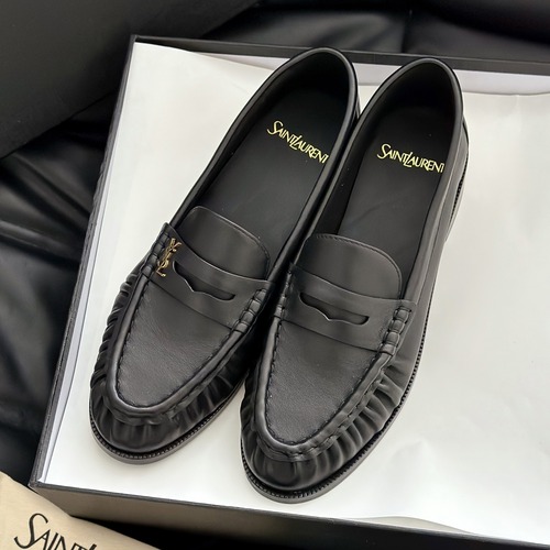 Saint Laurent 생로랑 YSL 르 로퍼 메탈 로고 블랙 로퍼 굽높이 1.5CM