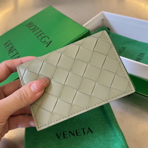 Bottega Veneta Intrecciato Business Card Case 보테가 베네타 인트레치아토 비즈니스 카드 케이스 (740282VCPQ33724) 베이지/그린 11cm