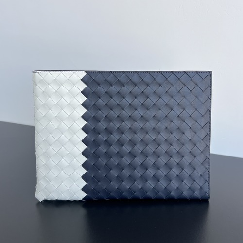 Bottega Veneta Intrecciato Document Case with Wristlet 보테가 베네타 인트레치아토 도큐먼트 케이스 732638V2E418803 33cm