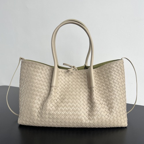 BOTTEGA VENETA Large Pinacoteca Intrecciato 보테가 베네타 라지 피나코테카 인트레치아토 리버서블 토트백 817166V5AG12363 베이지(양면) 43cm
