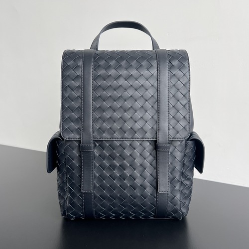 Bottega Veneta Intrecciato Backpack 보테가 베네타 인트레치아토 백팩 네이비 46cm