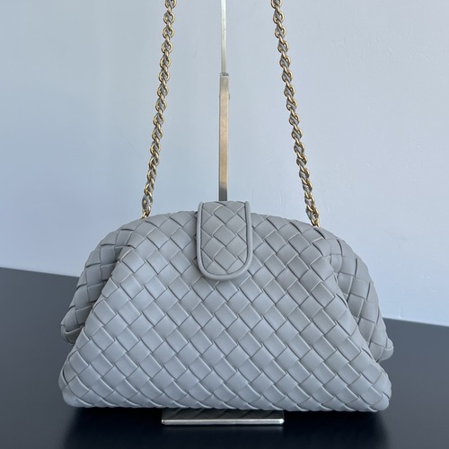 Bottega Veneta Lauren Clutch 보테가 베네타 로렌 클러치 체인백 라이트올리브 L그레이 31.5cm
