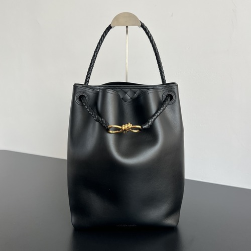 Bottega Veneta Andiamo Bucket 보테가 베네타 안디아모 버킷백 블랙 34cm