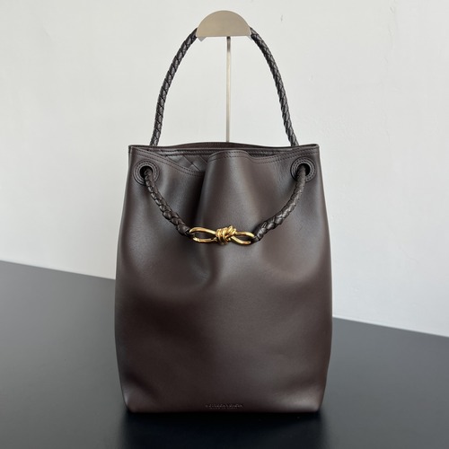 Bottega Veneta Andiamo Bucket 보테가 베네타 안디아모 버킷백 다크브라운 34cm