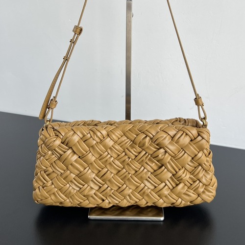 Bottega Veneta Kalimero Cha-Cha Bag 보테가 베네타 칼리메로 차차 숄더백 옐로우베이지 28.5cm