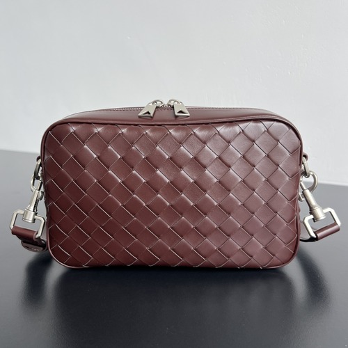 Bottega Veneta Small Intrecciato 보테가 베네타 스몰 인트레치아토 카메라백 버건디 24.5cm