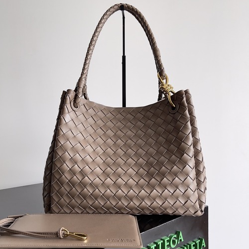 Bottega Veneta Top Handle Loop 보테가 베네타 인트레치아토 위빙 탑 핸들 루프 베이지브라운 30cm