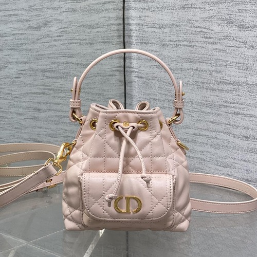 Dior Caro Nano Bucket Bag 디올 카로 나노 버킷백마크로까나쥬 램스킨 파우더 핑크 15cm