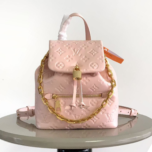 Louis Vuitton Coussin Backpack Small 루이비통 쿠생 백팩 스몰 M13357 모노그램 엠보스드 램스킨 핑크 26cm