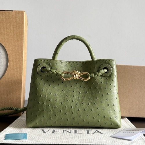Bottega Veneta Andiamo Mini Ostrich Leather Top Handle Bag 보테가 베네타 안디아모 미니 오스트리치 레더 탑 핸들 백 그린 20cm