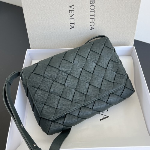 Bottega Veneta Diago Intrecciato Crossbody Bag 보테가 베네타 디아고 인트레치아토 크로스바디 백 그린 32cm