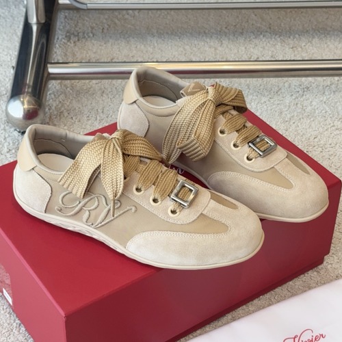 Roger Vivier Viv’ Run Strap Sneaker 로저 비비에 비브 런 스트랩 스니커즈 베이지