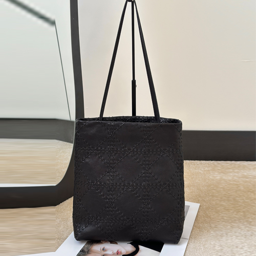 The Row Lilou Tote 더로우 릴루 토트백 핸드스티치 카프스킨 블랙 27.5cm