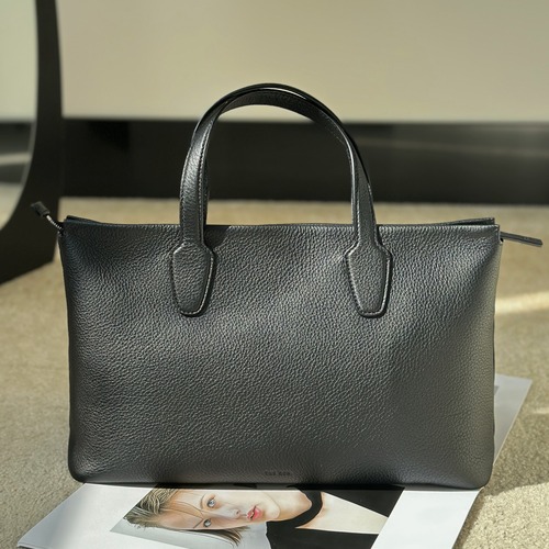 The Row Marcel Bag Grained Calfskin Tote 더로우 마르셀 그레인드 카프스킨 토트백 블랙 32cm